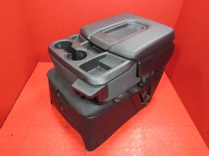 19-23 Silverado Sierra Middle Jump Seat Center Folding Armrest Cloth Black 4103 - Imagen 1 de 18