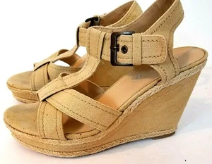 PESARO Cape Hatteras Women's Size 8.5 Beige Fabric Wedges Clogs Sandals Heels  - Picture 1 of 8