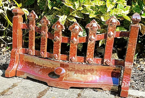 FIRE PLACE VINTAGE FRET GUARD CAST IRON GRATE  CARNIVAL LUSTRE ENAMEL OLD ASH Cover