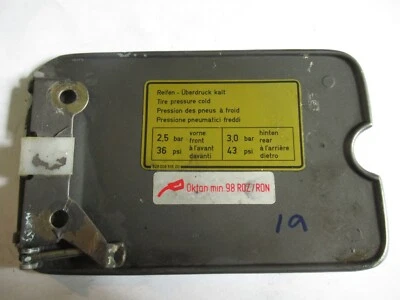 Puerta de gas combustible Porsche 928 S plateada 1980-1984 92800650800 Foto 1 de 4