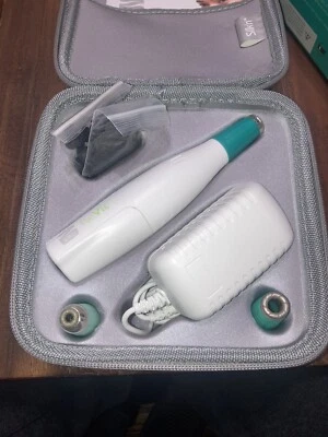 Silk'n ReVit Microderm Diamante Punta Exfoliante Exfoliación Kit Con Estuche Foto 1 de 4