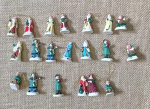 Adornos de Navidad en miniatura para árbol de mesa victoriano dickensiano viejo mundo - Imagen 1 de 7