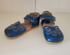 Livie & Luca Blue Petal Mary Jane Patent Leather Toddler Size 9 (31159B)