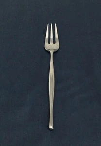 TOWLE stainless DESIGN 3, (JAPAN) 1 dinner fork,  shiny & bright! LotBa3 - Bild 1 von 2
