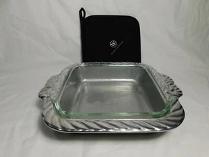 Wilton Armetale Grillware Patio Rope Baking Dish with 2qt Pyrex and Oven Mitt - Picture 1 of 12