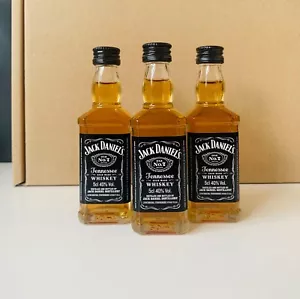 3x JACK DANIELS OLD No.7 Geschenk Set | 3x JD Mini 5cl 40% NEU - Bild 1 von 1