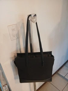 TUMI SCHWARZE BALLISTISCHE/LEDER DAMEN-REISETASCHE – GUTER ZUSTAND! - Bild 1 von 7