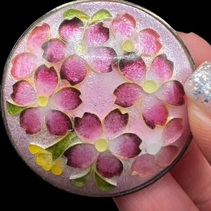Vintage Amita Japan Cloisonné Emaille Brosche rosa Blumen mit Box & Broschüre - Bild 1 von 5
