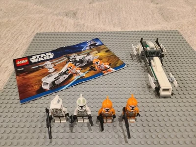 LEGO Star Wars: Clone Trooper Battle Pack 7913 (Complete w/Minifigs and Manual) - Image 1 of 4