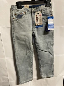 Boys Levi's 502 Tapered Fit Strong Performance Jeans in Regular 6 Reg - Picture 1 of 2