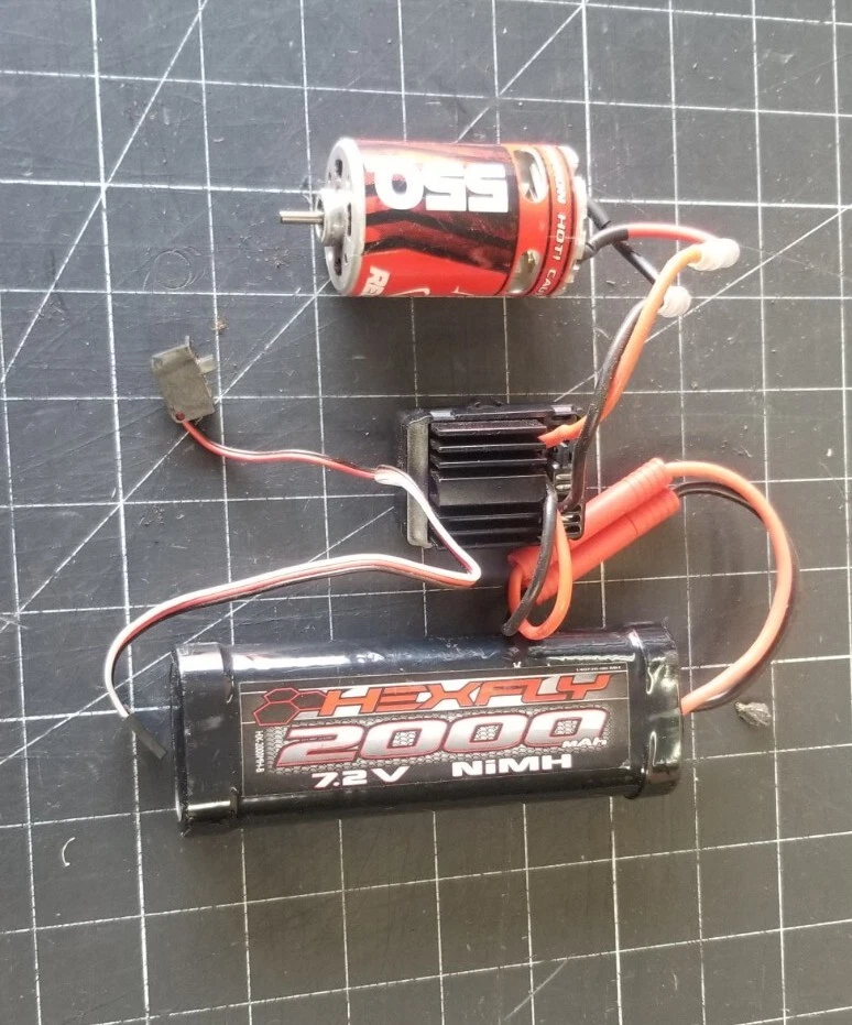 Redcat Racing Lightning EP Drift ESC Brushed 540 Can 27T Motor Combo w/ Battery - Image 1 of 4