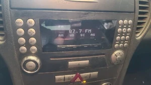 2007 MERCEDES SLK 280 R171 Head Unit Radio AM/FM CD Player 1718200486 C71 - Picture 1 of 11