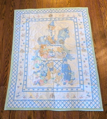 Hecho a mano verde bebé acolchado pastel osos mecedor borde bordado 43x34 Foto 1 de 4