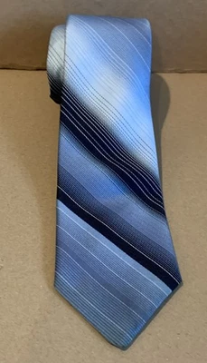 Gravata vintage moda bar CO por Oleg Cassini listrada azul poliéster Birmânia - Imagem 1 de 4