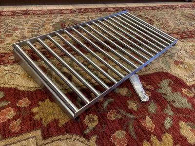 Ikea KUNGSFORS Riel de Suspensión Estante de Pared Acero Inoxidable 23 5/8" Necesita Tornillos Foto 1 de 4