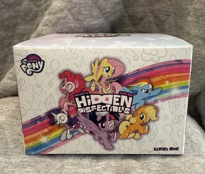 MIGHTY JAXX JASON FREENY'S HIDDEN DISSECTIBLES MY LITTLE PONY FECHADO - Imagem 1 de 4