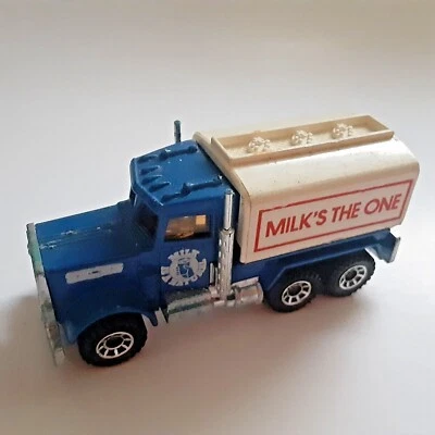 1981 Matchbox Peterbilt Milk Tanker Truck Vintage Made in England Lesney  Blue - Image 1 of 4