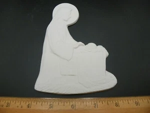 Plaque Madonna Mary with baby Jesus made from vintage mold Ready-to-paint bisque - Picture 1 of 3
