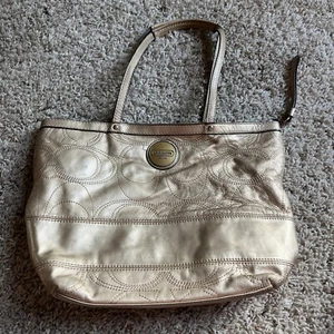 Coach F18877 Gold Metallic Signature Stripe Stitch Leather Tote Purse Handbag - Picture 1 of 9