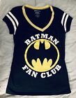 Batman Dc Comics Womens Black Yellow V-Neck T-Shirt Stripes On Sleeves X-Large