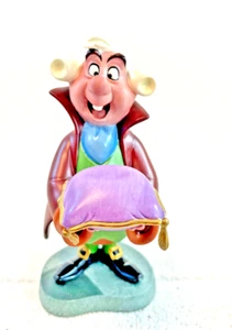 Disney WDCC Footman Presenting The Glass Slipper Cinderella 1999 sin usar, en caja LE sin certificado de autenticidad B - Imagen 1 de 8