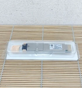 Neu Cisco QDD-400G-SR8-S 400G QSFP-DD MPO-16 APC MMF 100m OM4 MMF New Other - Bild 1 von 1