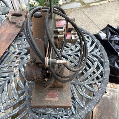 Cinescópio Keystone modelo nº D 61 - Imagem 1 de 4