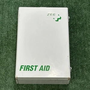 Erste Hilfe Set Metallschrank Wandbox Gehäuse Zee Medical 22" x 15" - Bild 1 von 13