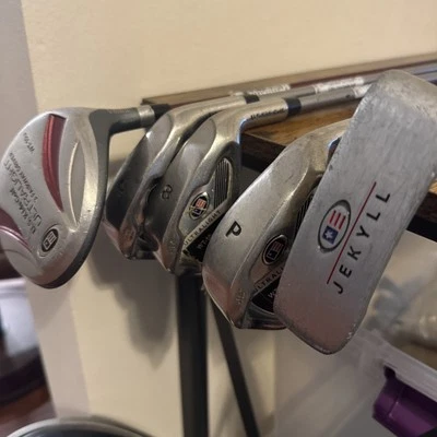 US Kids Golf RH UL-60 WT-10u Junior Golf Clubs Set PW, 6, 8, 3W, Putter USKG Red - Image 1 of 4