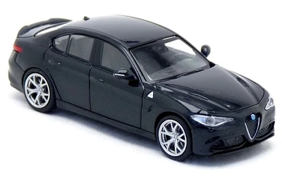Minichamps 870 120106 - Alfa Romeo Giulia Quadrifoglio schwarz 2017 -  1:87 H0 - Bild 1 von 3
