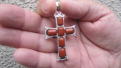Cruz o colgante de jaspe rojo artesanal único, cruz rosario Foto 1 de 3