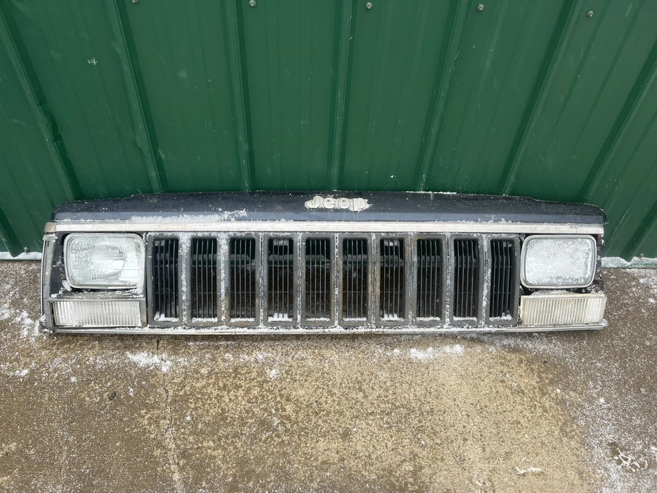 JEEP CHEROKEE/COMANCHE XJ MONTAJE PANEL CABEZAL LENTES ESQUINEROS FALTANTES 1984-1992 Foto 1 de 4