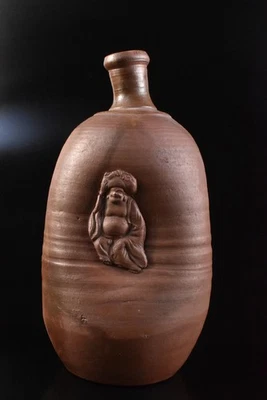 F4591: Japanese Old Bizen-ware Youhen pattern HOTEI sculpture FLOWER VASE - Image 1 of 4