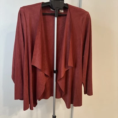 Cárdigan Alfred Dunner imitación gamuza cascada - 22W  Foto 1 de 4