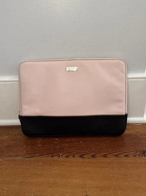 Kate Spade Laptop Sleeve Baby Pink & Black Leather Padded Zip 10x14 - Image 1 of 4