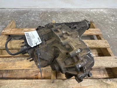 Chevrolet Silverado 3500 2004-2006 montaje de caja de transferencia OEM Foto 1 de 4