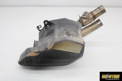 21 TRIUMPH SPEED TRIPLE 1200 RS EXHAUST PIPE MUFFLER SLIP ON CAN SILENCER CHAMBE - Image 1 of 4