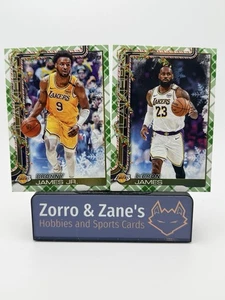 LeBron James & Bronny James Jr. 2025 Topps Holiday #H119 & #H121 cuadros verdes - Imagen 1 de 5