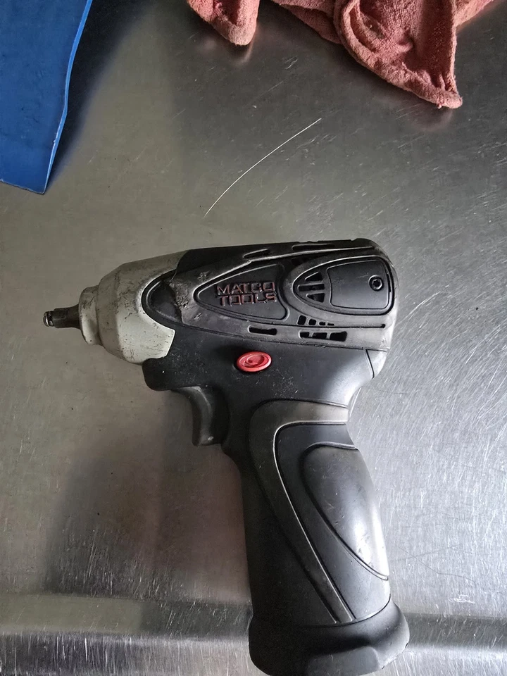 Matco 1/4" Cordless 12V Impact Wrench - Image 1 of 1
