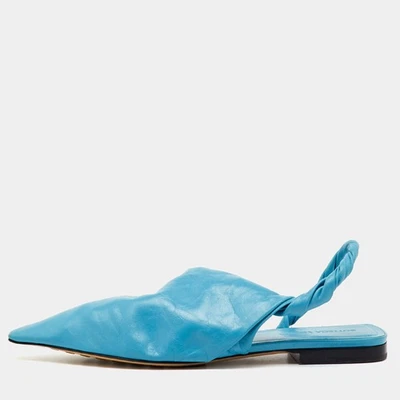 Bottega Veneta Cuero Azul Punta Twist Slingback Planos Talla 375 Foto 1 de 4