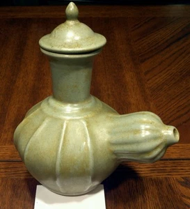 LQQK - Rare - Antique Kendi pottery vessel - Very old & unique piece - Picture 1 of 9