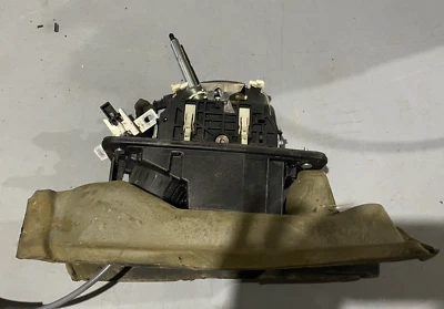 AUDI A8 QUATTRO 2004-2007 - Conjunto de palanca de cambios automática 4E1713041BA Foto 1 de 4