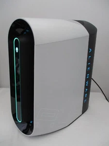 Alienware Aurora R12 i7-11700F 32GB 1TB NVMe 2.5Gbps LAN Wi-Fi 1000W PSU -NO GPU - Picture 1 of 12
