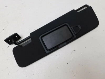 Parasol interior Mercedes Benz AMG GT S cupé C190 2016 LHS J123 Foto 1 de 3