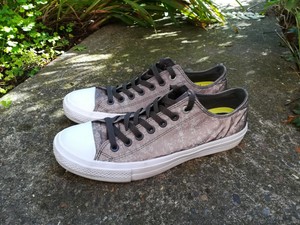 kasut converse grey