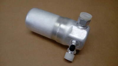 Audi 100, V8 Trockner für die Klimaanlage 441820191A - Bild 1 von 2