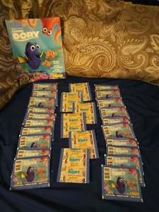 Panini ""FINDING DORY"" Disney Pixar (26) versiegelt 7 Aufkleber pro Packung mit Album *NEU* - Bild 1 von 5