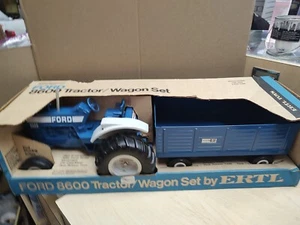Vtg Ertl 1/12 Ford 8600 Tractor & Big Blue Wagon Set #807 in Original Blue Box - Picture 1 of 10