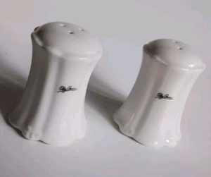 Vintage Oleg Cassini White Porcelain Salt and Pepper Shakers - Picture 1 of 7