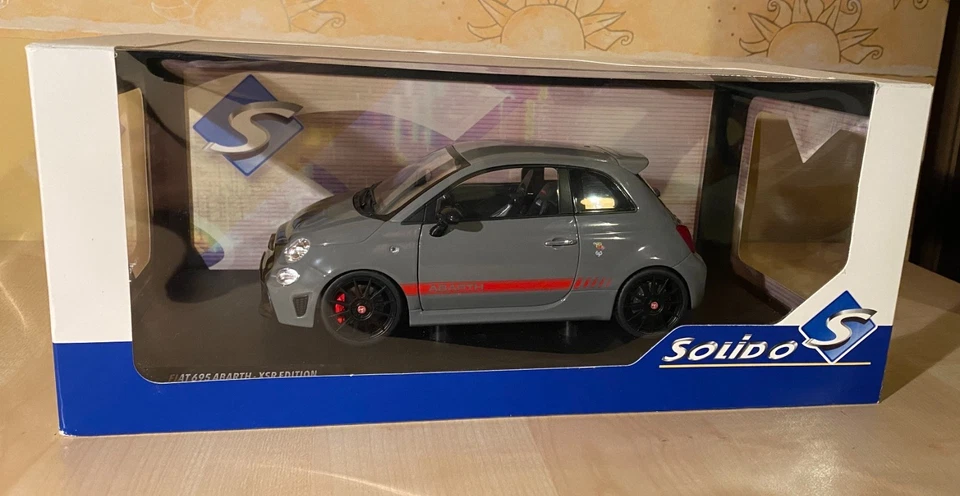 Modellino 1:18 Solido - Fiat 695 Abarth XSR Edition Yamaha (Record Grey) - 2022 - Immagine 1 di 1